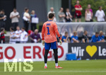 01.06.2026, Fussball, DFB-Nationalmannschaft Deutschland, letztes Training vor Abreise nach USA zur WM 2026, am DFB-Campus in Frankfurt am Main. Testspiel Deutschland - Finnland,  Torwart Jonas Urbig (Deutschland) mit Rückennummer 1 