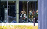 01.06.2026, Fussball, DFB-Nationalmannschaft Deutschland, letztes Training vor Abreise nach USA zur WM 2026, am DFB-Campus in Frankfurt am Main. Ergometer-Training im Gymnastikraum. v.li: Joshua Kimmich (Deutschland) mit freiem Oberkörper, Alexander Pavlovic (Deutschland) auf dem Ergometer