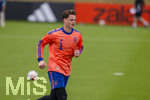 01.06.2026, Fussball, DFB-Nationalmannschaft Deutschland, letztes Training vor Abreise nach USA zur WM 2026, am DFB-Campus in Frankfurt am Main. Torwart Jonas Urbig (Deutschland) trainiert mit Trikot-Nummer 1