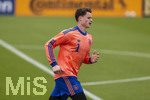 01.06.2026, Fussball, DFB-Nationalmannschaft Deutschland, letztes Training vor Abreise nach USA zur WM 2026, am DFB-Campus in Frankfurt am Main. Torwart Jonas Urbig (Deutschland) trainiert mit Trikot-Nummer 1