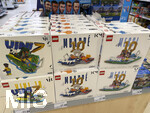 02.06.2026, Fussball Deutsche Nationalmannschaft und WM 2026 in den USA,  In einem Supermarkt in Bad Wörishofen werden Fanutensilien für die WM 2026 angeboten.  Von LEGO gibt es hier LEGO Special Editions Fussball Highlights, mit Fussball-Stars wie Vinicius Junior (Real Madrid, Brasilien), Kylian Mbappe (Frankreich), Lionel Messi (Argentinien)