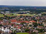 17.06.2026,  Bad Wörishofen im Unterallgäu, Drohnenaufnahmen vom Süden der Stadt, in der mitte:  Das Kloster Wörishofen, es ist ein Kloster der Dominikanerinnen in Bad Wörishofen in Bayern in der Diözese Augsburg. Im Ostflügel des Klosters ist das Kneippmuseum eingerichtet. 