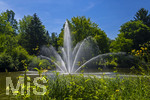 24.06.2026,  Kurpark in Bad Wörishofen (Bayern), Der Springbrunnen im See 