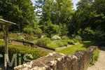 24.06.2026,  Kurpark in Bad Wörishofen (Bayern),  der schön angelegte Kneipp-Kräutergarten mit den bekanntesten Heilkräutern in der Heilkunde.
