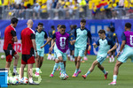 25.06.2026, Fussball Weltmeisterschaft 2026 in den USA, 3.Spieltag Gruppe E, Ecuador - Deutschland, im MetLife Stadium (New York/New Jersey, East Rutherford),  Jamal Musiala (Deutschland), Kai Hawertz (Deutschland), Florian Wirtz (Deutschland) beim Aufwärmen