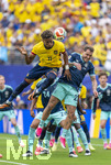 25.06.2026, Fussball Weltmeisterschaft 2026 in den USA, 3.Spieltag Gruppe E, Ecuador - Deutschland, im MetLife Stadium (New York/New Jersey, East Rutherford), von rechts:  Florian Wirtz (Deutschland), Kevin Rodriguez (Ecuador)