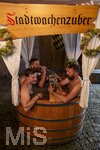 26.06.2026,  Frundsbergfest Mindelheim 2026, ein bekanntes Historisches-Fest im Unterallgäu mit tausenden Mitwirkenden. Die Kreisstadt Mindelheim kehrt für eine Woche ins Mittelalter zurück und feiert ihre historische Geschichte. Am ersten Freitag ist Stimmungsvolles Altstadtfest und Lagerleben in den Gassen und Strassen der Innenstadt angesagt. Im Lager der Stadtwache sorgt ein Holzzuber mit Wasser für willkommene Erfrischung. 