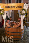 26.06.2026,  Frundsbergfest Mindelheim 2026, ein bekanntes Historisches-Fest im Unterallgäu mit tausenden Mitwirkenden. Die Kreisstadt Mindelheim kehrt für eine Woche ins Mittelalter zurück und feiert ihre historische Geschichte. Am ersten Freitag ist Stimmungsvolles Altstadtfest und Lagerleben in den Gassen und Strassen der Innenstadt angesagt. Im Lager der Stadtwache sorgt ein Holzzuber mit Wasser für willkommene Erfrischung.