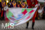 27.06.2026,  Frundsbergfest Mindelheim 2026, ein bekanntes Historisches-Fest im Unterallgäu mit tausenden Mitwirkenden. Die Kreisstadt Mindelheim kehrt für eine Woche ins Mittelalter zurück und feiert ihre historische Geschichte. Stimmungsvolles Altstadtfest und Lagerleben in den Gassen und Strassen. Fahnenschwinger Sbandieratori Sansepolcro, aus Italien am Marienplatz 