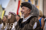 27.06.2026,  Frundsbergfest Mindelheim 2026, ein bekanntes Historisches-Fest im Unterallgäu mit tausenden Mitwirkenden. Die Kreisstadt Mindelheim kehrt für eine Woche ins Mittelalter zurück und feiert ihre historische Geschichte. Stimmungsvolles Altstadtfest und Lagerleben in den Gassen und Strassen. Fahnenschwinger Sbandieratori Sansepolcro, aus Italien am Marienplatz, Dr. Manfred Schmid 