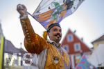 27.06.2026,  Frundsbergfest Mindelheim 2026, ein bekanntes Historisches-Fest im Unterallgäu mit tausenden Mitwirkenden. Die Kreisstadt Mindelheim kehrt für eine Woche ins Mittelalter zurück und feiert ihre historische Geschichte. Stimmungsvolles Altstadtfest und Lagerleben in den Gassen und Strassen. Fahnenschwinger Sbandieratori Sansepolcro, aus Italien am Marienplatz