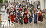 28.06.2026,  Frundsbergfest Mindelheim 2026, ein bekanntes Historisches-Fest im Unterallgäu mit tausenden Mitwirkenden. Die Kreisstadt Mindelheim kehrt für eine Woche ins Mittelalter zurück und feiert ihre historische Geschichte. Am heutigen Sonntag zieht sich der Historische Festzug durch die geschmückte Altstatdt.