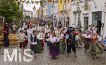 28.06.2026,  Frundsbergfest Mindelheim 2026, ein bekanntes Historisches-Fest im Unterallgäu mit tausenden Mitwirkenden. Die Kreisstadt Mindelheim kehrt für eine Woche ins Mittelalter zurück und feiert ihre historische Geschichte. Am heutigen Sonntag zieht sich der Historische Festzug durch die geschmückte Altstatdt.