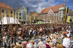 28.06.2026,  Frundsbergfest Mindelheim 2026, ein bekanntes Historisches-Fest im Unterallgäu mit tausenden Mitwirkenden. Die Kreisstadt Mindelheim kehrt für eine Woche ins Mittelalter zurück und feiert ihre historische Geschichte. Am heutigen Sonntag zieht sich der Historische Festzug durch die geschmückte Altstatdt. Am Ende der Gewalthaufen.