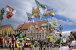 28.06.2026,  Frundsbergfest Mindelheim 2026, ein bekanntes Historisches-Fest im Unterallgäu mit tausenden Mitwirkenden. Die Kreisstadt Mindelheim kehrt für eine Woche ins Mittelalter zurück und feiert ihre historische Geschichte. Am heutigen Sonntag zieht sich der Historische Festzug durch die geschmückte Altstatdt.