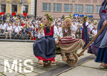 28.06.2026,  Frundsbergfest Mindelheim 2026, ein bekanntes Historisches-Fest im Unterallgäu mit tausenden Mitwirkenden. Die Kreisstadt Mindelheim kehrt für eine Woche ins Mittelalter zurück und feiert ihre historische Geschichte. Am heutigen Sonntag zieht sich der Historische Festzug durch die geschmückte Altstatdt.