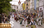 28.06.2026,  Frundsbergfest Mindelheim 2026, ein bekanntes Historisches-Fest im Unterallgäu mit tausenden Mitwirkenden. Die Kreisstadt Mindelheim kehrt für eine Woche ins Mittelalter zurück und feiert ihre historische Geschichte. Am heutigen Sonntag zieht sich der Historische Festzug durch die geschmückte Altstatdt. 