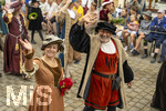 28.06.2026,  Frundsbergfest Mindelheim 2026, ein bekanntes Historisches-Fest im Unterallgäu mit tausenden Mitwirkenden. Die Kreisstadt Mindelheim kehrt für eine Woche ins Mittelalter zurück und feiert ihre historische Geschichte. Am heutigen Sonntag zieht sich der Historische Festzug durch die geschmückte Altstatdt. 
