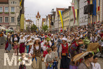 28.06.2026,  Frundsbergfest Mindelheim 2026, ein bekanntes Historisches-Fest im Unterallgäu mit tausenden Mitwirkenden. Die Kreisstadt Mindelheim kehrt für eine Woche ins Mittelalter zurück und feiert ihre historische Geschichte. Am heutigen Sonntag zieht sich der Historische Festzug durch die geschmückte Altstatdt. 
