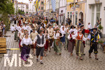 28.06.2026,  Frundsbergfest Mindelheim 2026, ein bekanntes Historisches-Fest im Unterallgäu mit tausenden Mitwirkenden. Die Kreisstadt Mindelheim kehrt für eine Woche ins Mittelalter zurück und feiert ihre historische Geschichte. Am heutigen Sonntag zieht sich der Historische Festzug durch die geschmückte Altstatdt. 