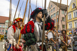 28.06.2026,  Frundsbergfest Mindelheim 2026, ein bekanntes Historisches-Fest im Unterallgäu mit tausenden Mitwirkenden. Die Kreisstadt Mindelheim kehrt für eine Woche ins Mittelalter zurück und feiert ihre historische Geschichte. Am heutigen Sonntag zieht sich der Historische Festzug durch die geschmückte Altstatdt. 