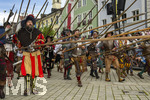 28.06.2026,  Frundsbergfest Mindelheim 2026, ein bekanntes Historisches-Fest im Unterallgäu mit tausenden Mitwirkenden. Die Kreisstadt Mindelheim kehrt für eine Woche ins Mittelalter zurück und feiert ihre historische Geschichte. Am heutigen Sonntag zieht sich der Historische Festzug durch die geschmückte Altstatdt. 