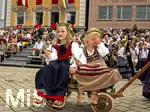 28.06.2026,  Frundsbergfest Mindelheim 2026, ein bekanntes Historisches-Fest im Unterallgäu mit tausenden Mitwirkenden. Die Kreisstadt Mindelheim kehrt für eine Woche ins Mittelalter zurück und feiert ihre historische Geschichte. Am heutigen Sonntag zieht sich der Historische Festzug durch die geschmückte Altstatdt. 