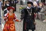 28.06.2026,  Frundsbergfest Mindelheim 2026, ein bekanntes Historisches-Fest im Unterallgäu mit tausenden Mitwirkenden. Die Kreisstadt Mindelheim kehrt für eine Woche ins Mittelalter zurück und feiert ihre historische Geschichte. Am heutigen Sonntag zieht sich der Historische Festzug durch die geschmückte Altstatdt. Bürgermeister Michael Schindler mit Frau 