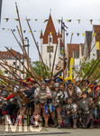 28.06.2026,  Frundsbergfest Mindelheim 2026, ein bekanntes Historisches-Fest im Unterallgäu mit tausenden Mitwirkenden. Die Kreisstadt Mindelheim kehrt für eine Woche ins Mittelalter zurück und feiert ihre historische Geschichte. Am heutigen Sonntag zieht sich der Historische Festzug durch die geschmückte Altstatdt. 