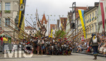 28.06.2026,  Frundsbergfest Mindelheim 2026, ein bekanntes Historisches-Fest im Unterallgäu mit tausenden Mitwirkenden. Die Kreisstadt Mindelheim kehrt für eine Woche ins Mittelalter zurück und feiert ihre historische Geschichte. Am heutigen Sonntag zieht sich der Historische Festzug durch die geschmückte Altstatdt. 