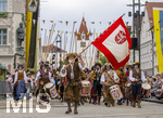 28.06.2026,  Frundsbergfest Mindelheim 2026, ein bekanntes Historisches-Fest im Unterallgäu mit tausenden Mitwirkenden. Die Kreisstadt Mindelheim kehrt für eine Woche ins Mittelalter zurück und feiert ihre historische Geschichte. Am heutigen Sonntag zieht sich der Historische Festzug durch die geschmückte Altstatdt.  