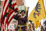 28.06.2026,  Frundsbergfest Mindelheim 2026, ein bekanntes Historisches-Fest im Unterallgäu mit tausenden Mitwirkenden. Die Kreisstadt Mindelheim kehrt für eine Woche ins Mittelalter zurück und feiert ihre historische Geschichte. Am heutigen Sonntag zieht sich der Historische Festzug durch die geschmückte Altstatdt.  