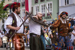 28.06.2026,  Frundsbergfest Mindelheim 2026, ein bekanntes Historisches-Fest im Unterallgäu mit tausenden Mitwirkenden. Die Kreisstadt Mindelheim kehrt für eine Woche ins Mittelalter zurück und feiert ihre historische Geschichte. Am heutigen Sonntag zieht sich der Historische Festzug durch die geschmückte Altstatdt.  
