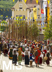 28.06.2026,  Frundsbergfest Mindelheim 2026, ein bekanntes Historisches-Fest im Unterallgäu mit tausenden Mitwirkenden. Die Kreisstadt Mindelheim kehrt für eine Woche ins Mittelalter zurück und feiert ihre historische Geschichte. Am heutigen Sonntag zieht sich der Historische Festzug durch die geschmückte Altstatdt.  