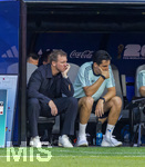 29.06.2026, Fussball Weltmeisterschaft 2026 in den USA, Sechzehntelfinale, Deutschland - Paraguay, im Gillette Stadium (Boston (Foxborough)), Die Deutsche Mannschaft ist im Elfmeterschiessen aus dem Turnier geflogen. v.li: Bundestrainer Julian Nagelsmann (Deutschland), Co-Trainer Benjamin Hübner (Deutschland) nachdenklich auf der Bank 


