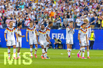 29.06.2026, Fussball Weltmeisterschaft 2026 in den USA, Sechzehntelfinale, Deutschland - Paraguay, im Gillette Stadium (Boston (Foxborough)), Elfmeterschiessen nach Verlängerung, Deutsche Spieler, Waldemar Anton (Deutschland), Nathaniel Brown (Deutschland), Leon Goretzka (Deutschland), Jonathan Tah (Deutschland), Kai Hawertz (Deutschland), Nadiem Amiri (Deutschland), Nick Woltemade (Deutschland) 


