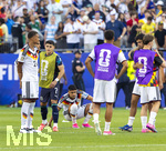29.06.2026, Fussball Weltmeisterschaft 2026 in den USA, Sechzehntelfinale, Deutschland - Paraguay, im Gillette Stadium (Boston (Foxborough)), Die Deutsche Mannschaft ist im Elfmeterschiessen aus dem Turnier geflogen.   Malick Thiaw (Deutschland), Ramon Sosa (Paraguay), Nadiem Amiri (Deutschland) am Boden.



