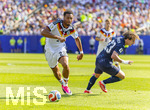 29.06.2026, Fussball Weltmeisterschaft 2026 in den USA, Sechzehntelfinale, Deutschland - Paraguay, im Gillette Stadium (Boston (Foxborough)), von links:  Felix Nmecha (Deutschland) gegen Matias Galarza (Paraguay) 


