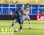 29.06.2026, Fussball Weltmeisterschaft 2026 in den USA, Sechzehntelfinale, Deutschland - Paraguay, im Gillette Stadium (Boston (Foxborough)), v.li: Andres Cubas  (Paraguay) gegen Kai Hawertz (Deutschland) 


