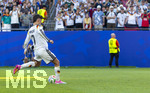 29.06.2026, Fussball Weltmeisterschaft 2026 in den USA, Sechzehntelfinale, Deutschland - Paraguay, im Gillette Stadium (Boston (Foxborough)), Elfmeterschiessen nach Verlängerung, Kai Hawertz (Deutschland) tritt den Elfmeter 

