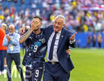 29.06.2026, Fussball Weltmeisterschaft 2026 in den USA, Sechzehntelfinale, Deutschland - Paraguay, im Gillette Stadium (Boston (Foxborough)), Elfmeterschiessen nach Verlängerung, Antonio Sanabria  (Paraguay) mit Trainer Gustavo Alfaro  (Paraguay) 


