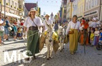 04.07.2026,  Frundsbergfest Mindelheim 2026, Historisches-Fest im Unterallgäu mit tausenden Mitwirkenden. Die Kreisstadt Mindelheim kehrt für eine Woche ins Mittelalter zurück und feiert ihre historische Geschichte. Einzug der Bauern zum Bauernmarkt 