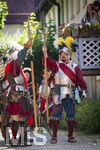 04.07.2026,  Frundsbergfest Mindelheim 2026, Historisches-Fest im Unterallgäu mit tausenden Mitwirkenden. Die Kreisstadt Mindelheim kehrt für eine Woche ins Mittelalter zurück und feiert ihre historische Geschichte.  Schauspiel MEHR SOLD MUSS HER am Stadtgraben, Landknechte stürmen die Mauern der Stadt. 