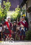 04.07.2026,  Frundsbergfest Mindelheim 2026, Historisches-Fest im Unterallgäu mit tausenden Mitwirkenden. Die Kreisstadt Mindelheim kehrt für eine Woche ins Mittelalter zurück und feiert ihre historische Geschichte.  Schauspiel MEHR SOLD MUSS HER am Stadtgraben, Landknechte stürmen die Mauern der Stadt. 