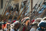 04.07.2026,  Frundsbergfest Mindelheim 2026, Historisches-Fest im Unterallgäu mit tausenden Mitwirkenden. Die Kreisstadt Mindelheim kehrt für eine Woche ins Mittelalter zurück und feiert ihre historische Geschichte.  Schauspiel MEHR SOLD MUSS HER am Stadtgraben, Landknechte stürmen die Mauern der Stadt. 