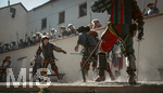 04.07.2026,  Frundsbergfest Mindelheim 2026, Historisches-Fest im Unterallgäu mit tausenden Mitwirkenden. Die Kreisstadt Mindelheim kehrt für eine Woche ins Mittelalter zurück und feiert ihre historische Geschichte.  Schauspiel MEHR SOLD MUSS HER am Stadtgraben, Landknechte stürmen die Mauern der Stadt. 