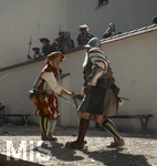 04.07.2026,  Frundsbergfest Mindelheim 2026, Historisches-Fest im Unterallgäu mit tausenden Mitwirkenden. Die Kreisstadt Mindelheim kehrt für eine Woche ins Mittelalter zurück und feiert ihre historische Geschichte.  Schauspiel MEHR SOLD MUSS HER am Stadtgraben, Landknechte stürmen die Mauern der Stadt. 