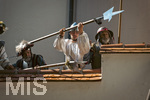04.07.2026,  Frundsbergfest Mindelheim 2026, Historisches-Fest im Unterallgäu mit tausenden Mitwirkenden. Die Kreisstadt Mindelheim kehrt für eine Woche ins Mittelalter zurück und feiert ihre historische Geschichte.  Schauspiel MEHR SOLD MUSS HER am Stadtgraben, Landknechte stürmen die Mauern der Stadt. 