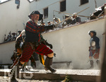 04.07.2026,  Frundsbergfest Mindelheim 2026, Historisches-Fest im Unterallgäu mit tausenden Mitwirkenden. Die Kreisstadt Mindelheim kehrt für eine Woche ins Mittelalter zurück und feiert ihre historische Geschichte.  Schauspiel MEHR SOLD MUSS HER am Stadtgraben, Landknechte stürmen die Mauern der Stadt. 