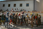 04.07.2026,  Frundsbergfest Mindelheim 2026, Historisches-Fest im Unterallgäu mit tausenden Mitwirkenden. Die Kreisstadt Mindelheim kehrt für eine Woche ins Mittelalter zurück und feiert ihre historische Geschichte.  Schauspiel MEHR SOLD MUSS HER am Stadtgraben, Landknechte stürmen die Mauern der Stadt. 